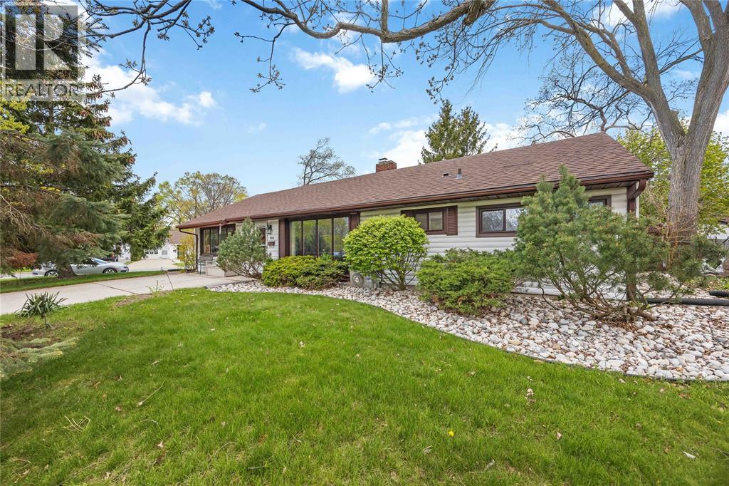 866 BURR STREET, Sarnia, Ontario, N7V2Y4 — Photo 18