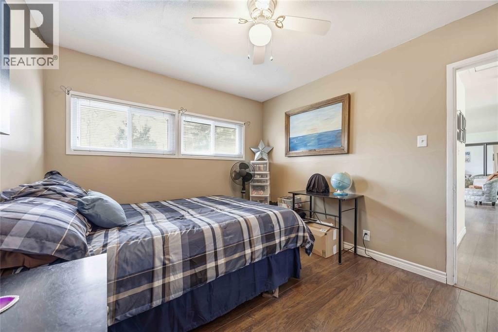 866 BURR STREET, Sarnia, Ontario, N7V2Y4 — Photo 10