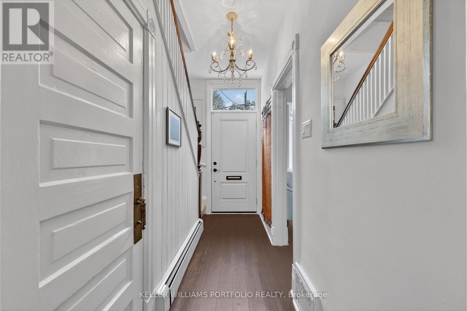 24 BISHOP STREET - 4