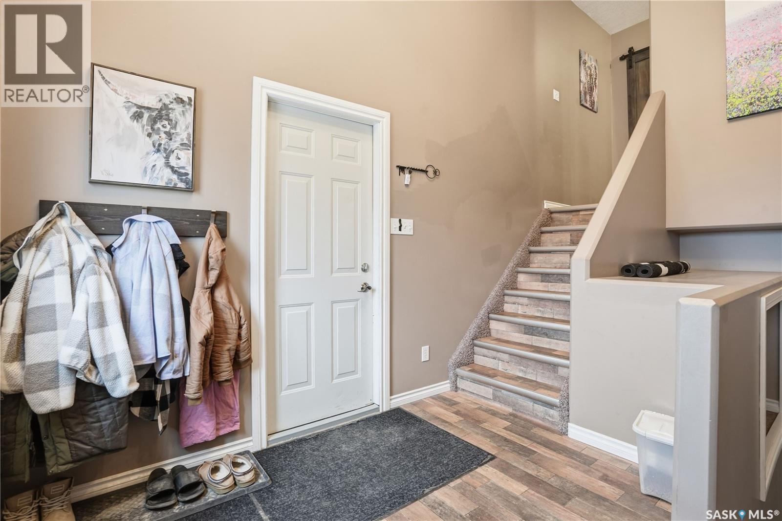1068 Athabasca STREET W - Image 3