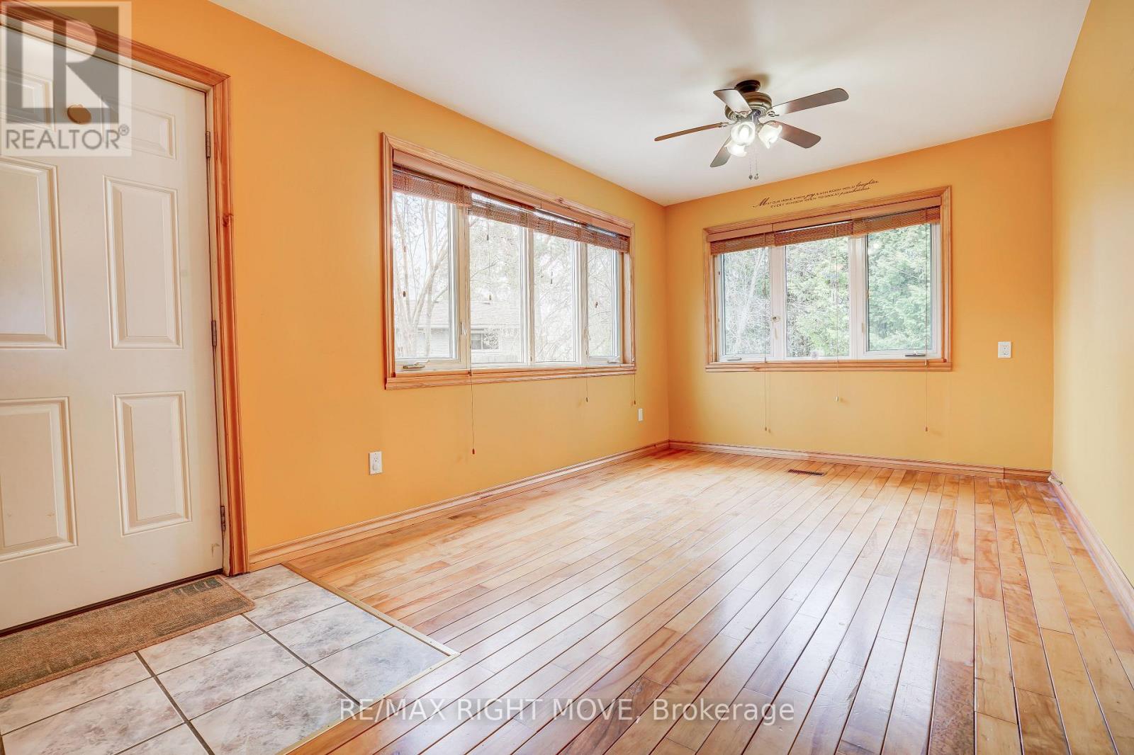 3391 ARMAND AVENUE - 5