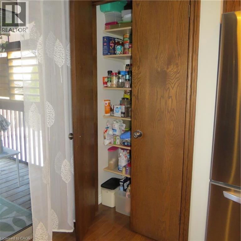 209 KINGFISHER Avenue - 20