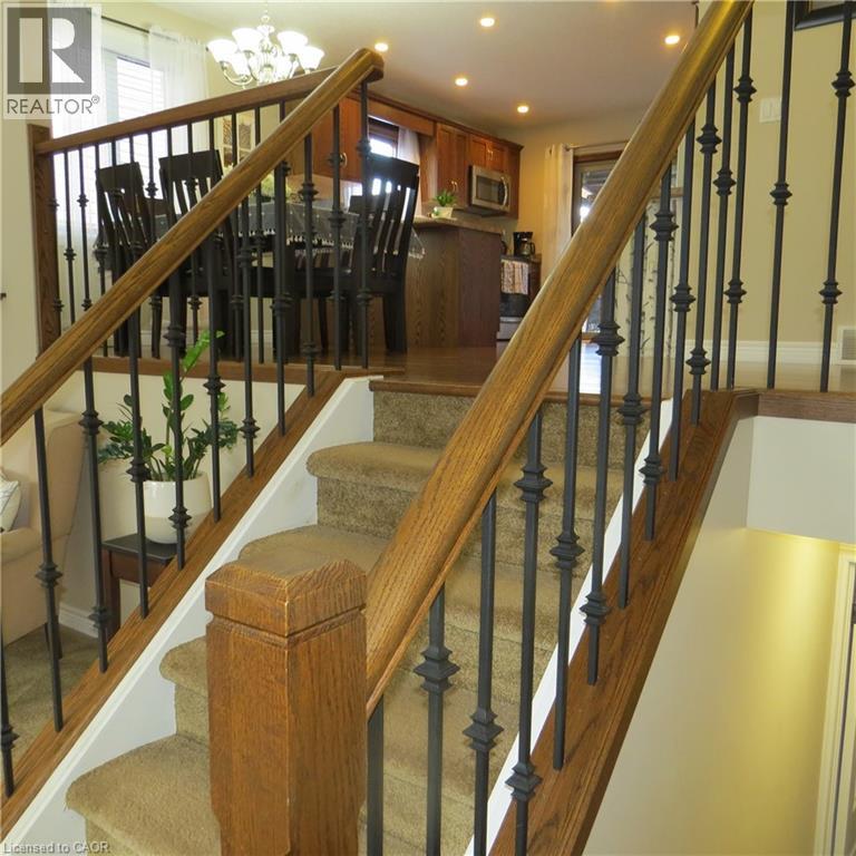 209 KINGFISHER Avenue - 10