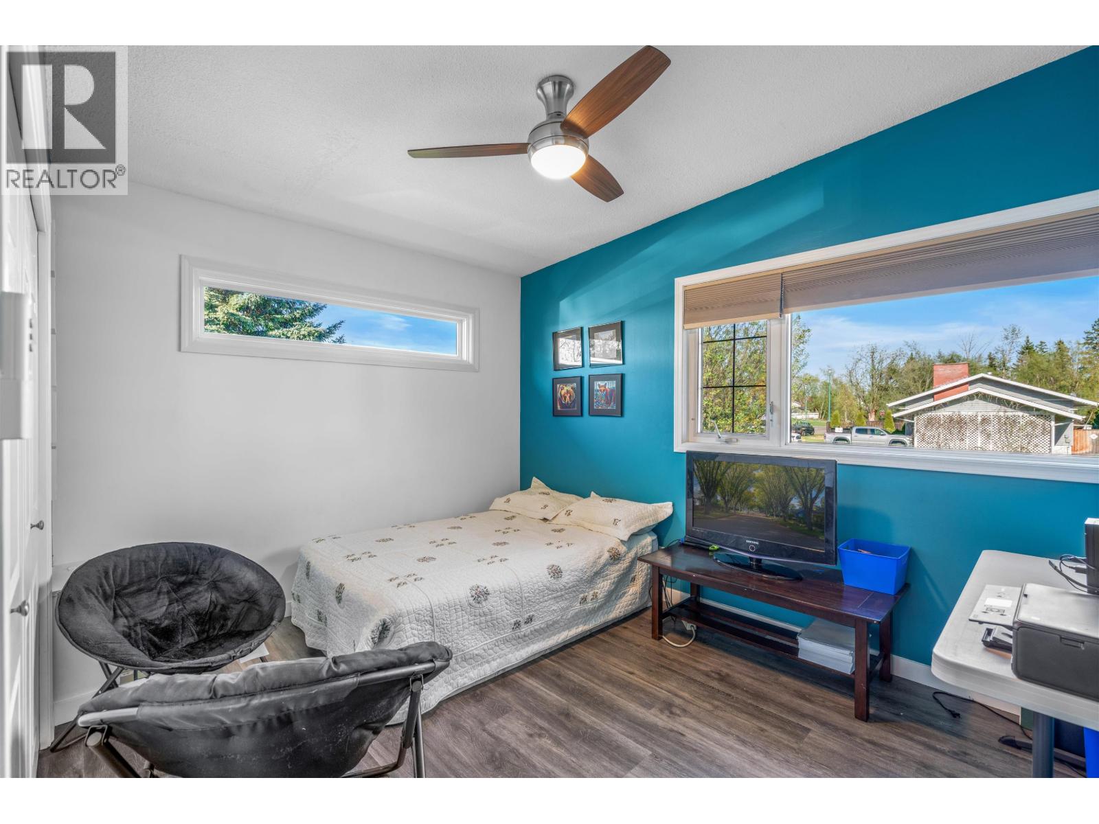 681 TAY CRESCENT - 17