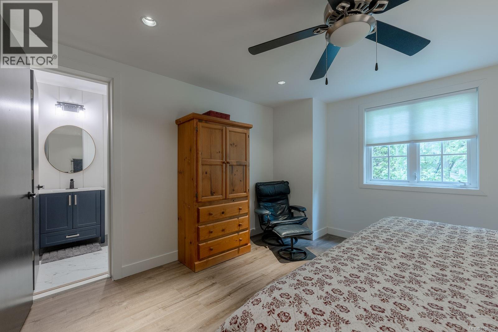 #25 10325 Lakeshore Rd - 25