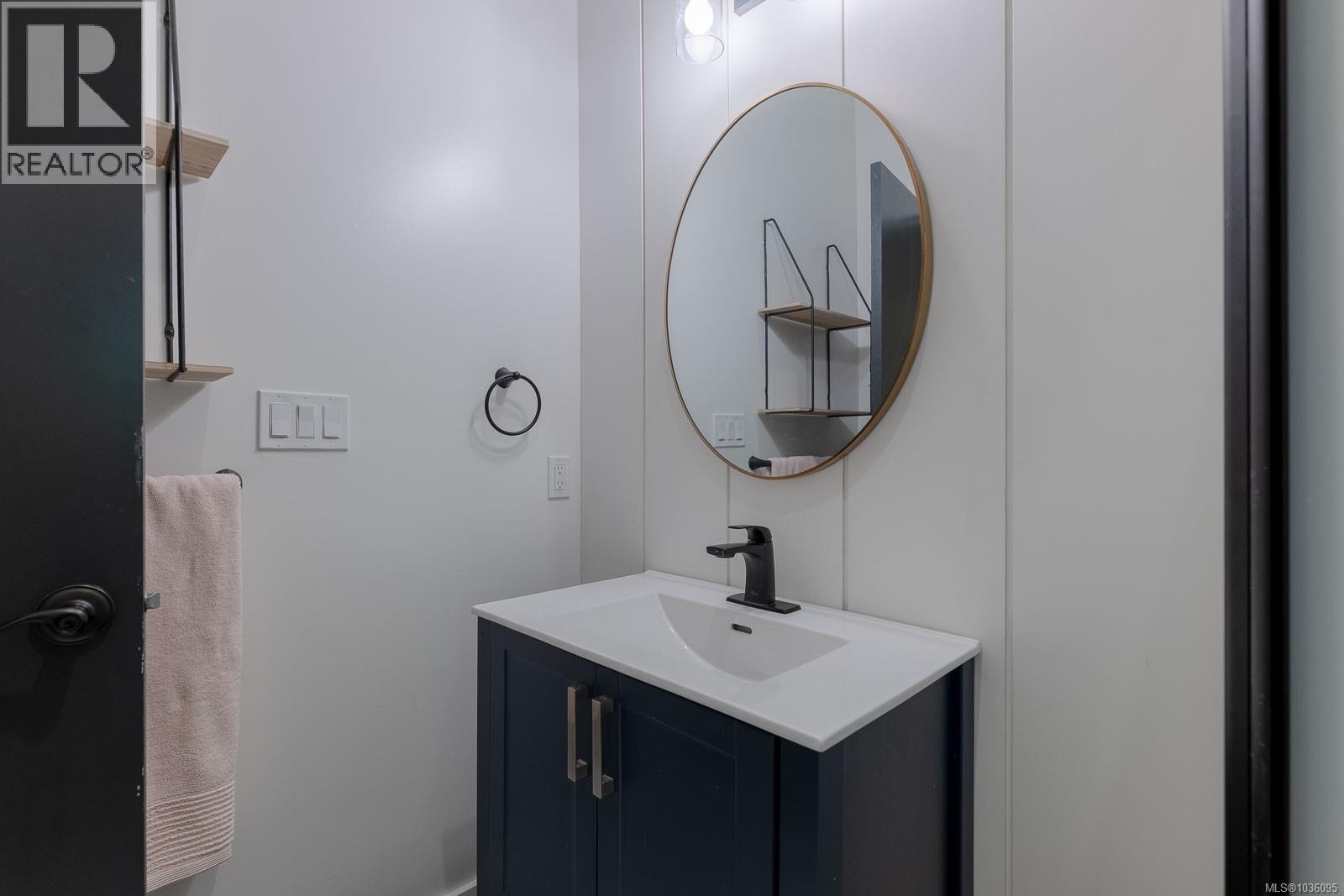 #25 10325 Lakeshore Rd - 28