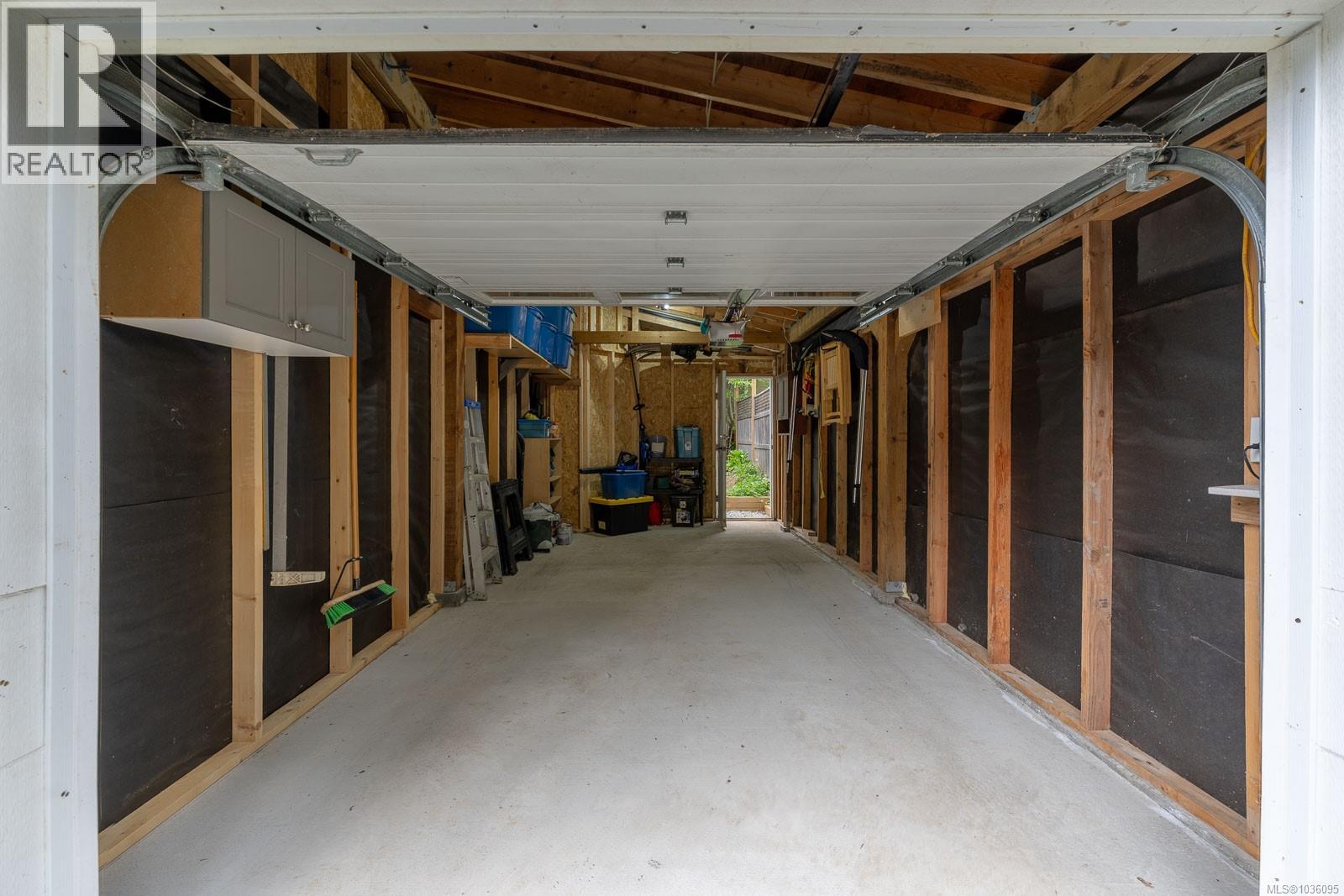 #25 10325 Lakeshore Rd - 47