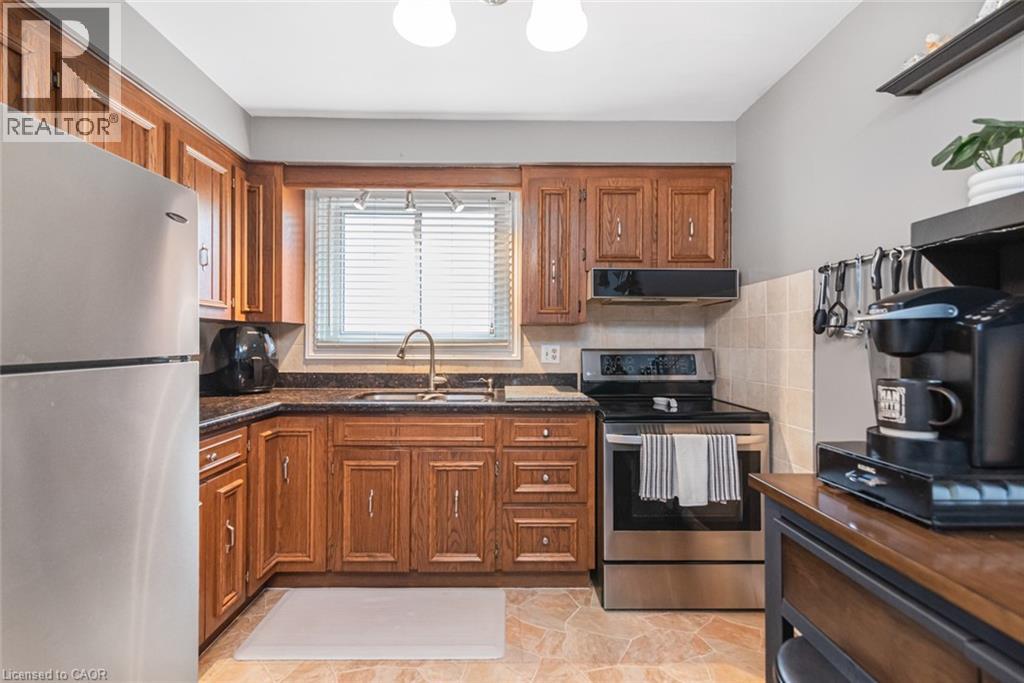 366 BERKINDALE Drive - 14