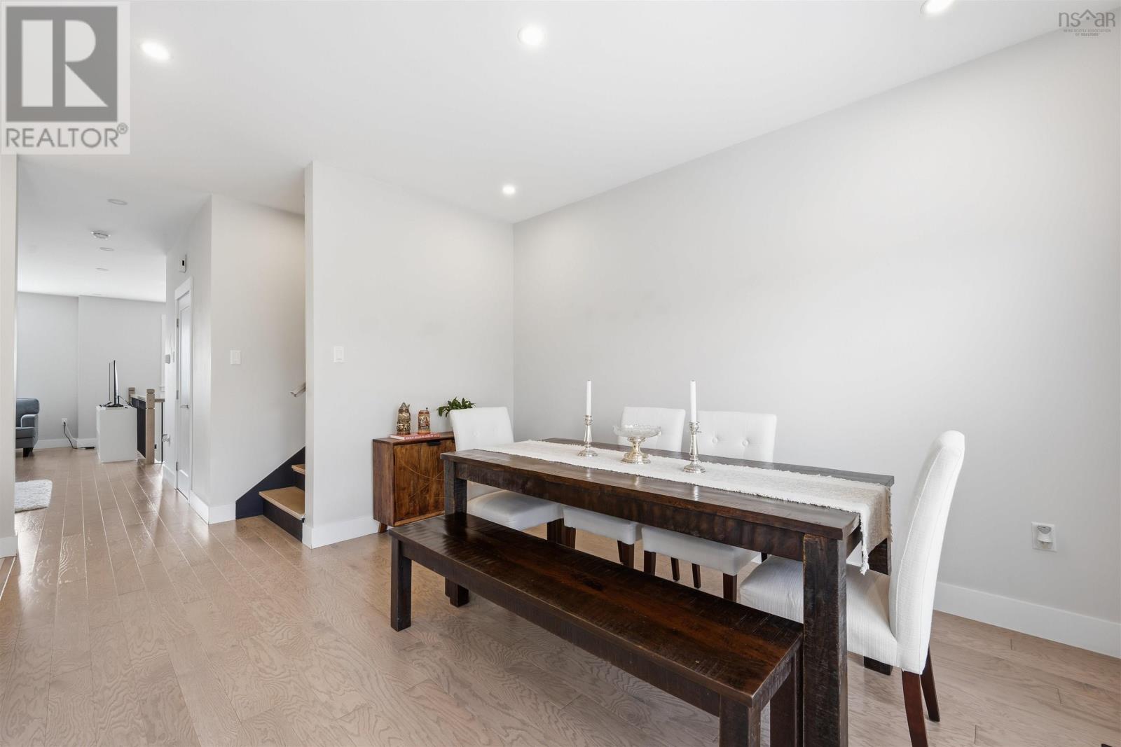 Property 32 of 34 of 20 Alamir Court