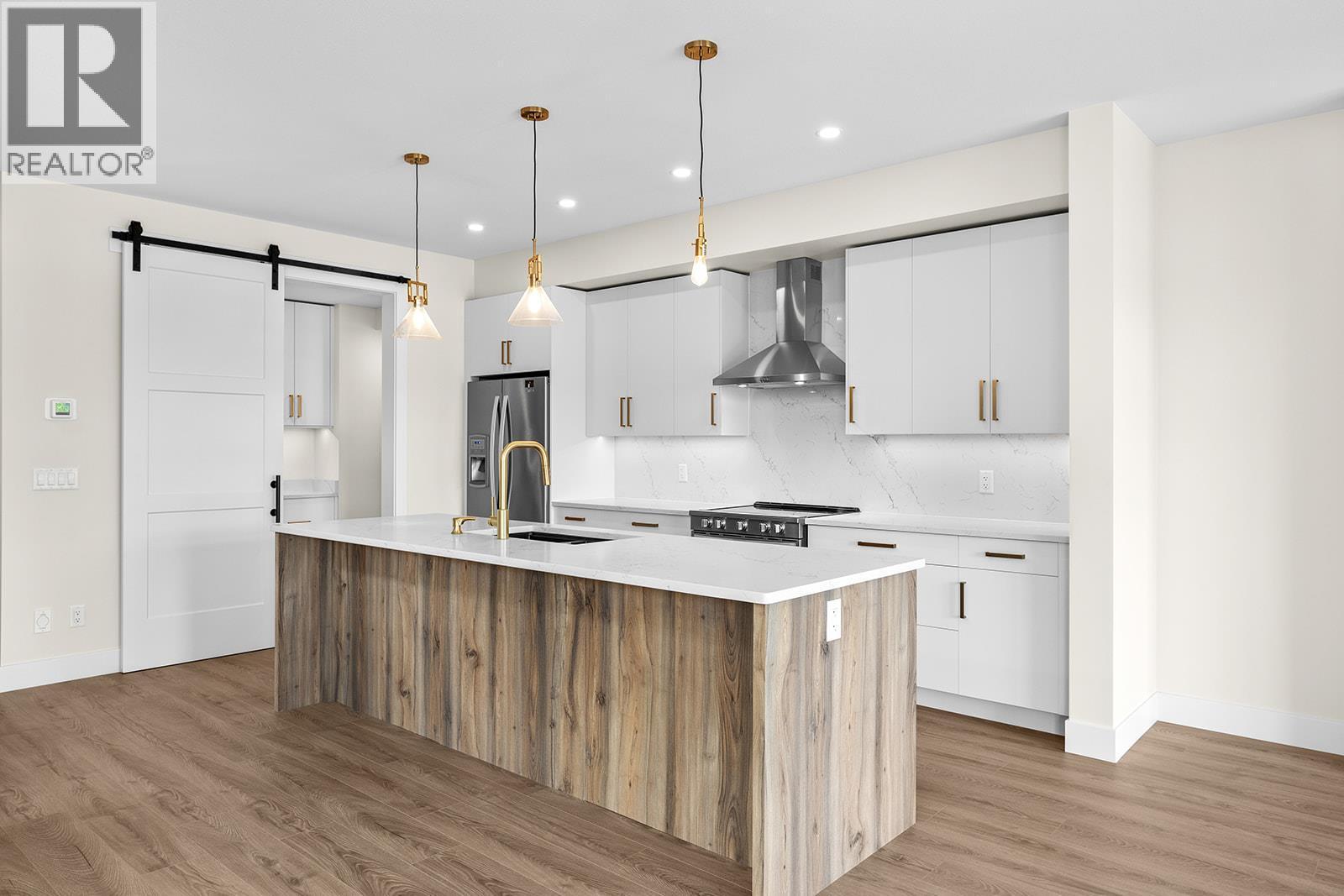 1025 Kitson Court - 10