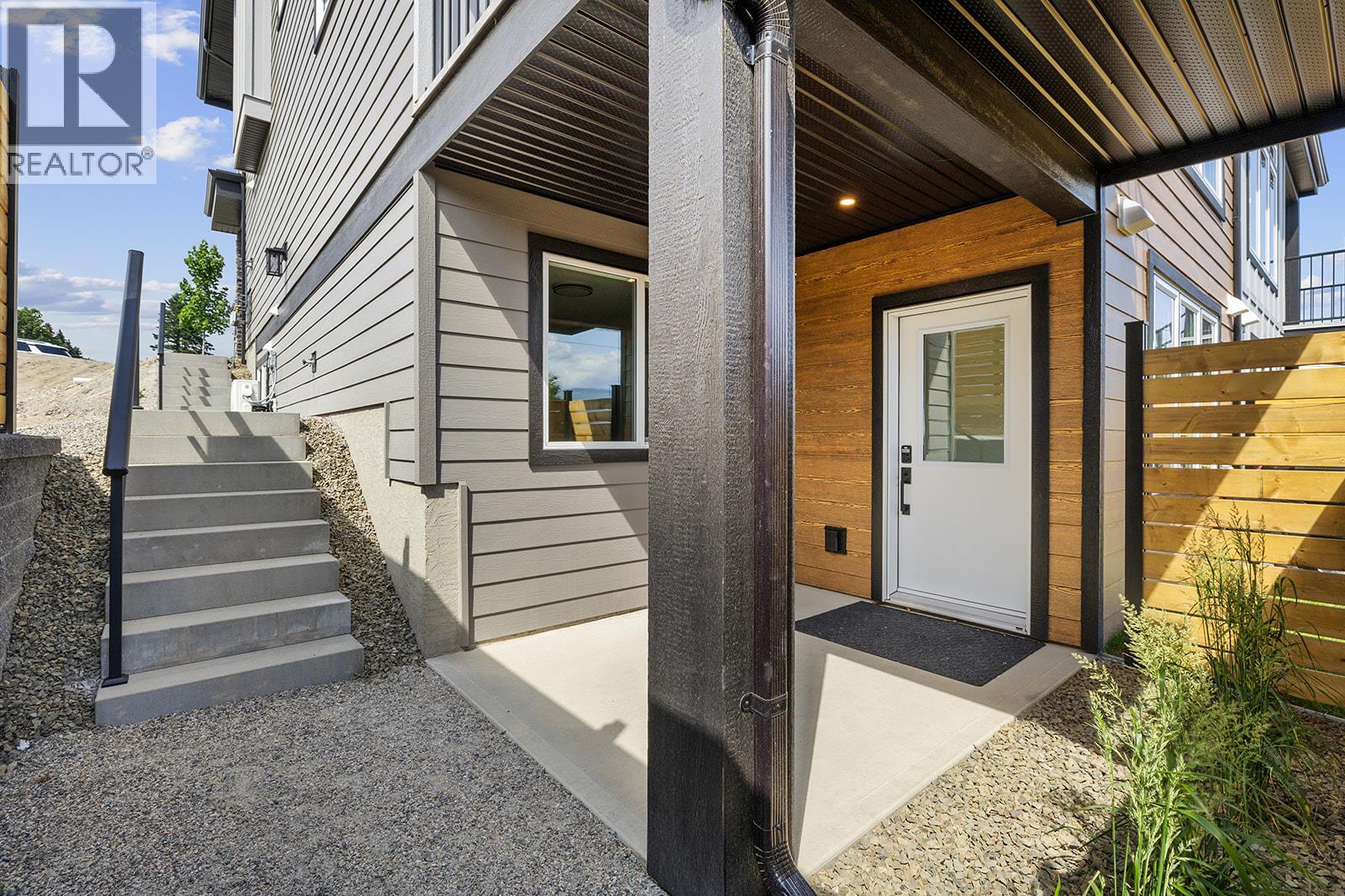 1025 Kitson Court - 4