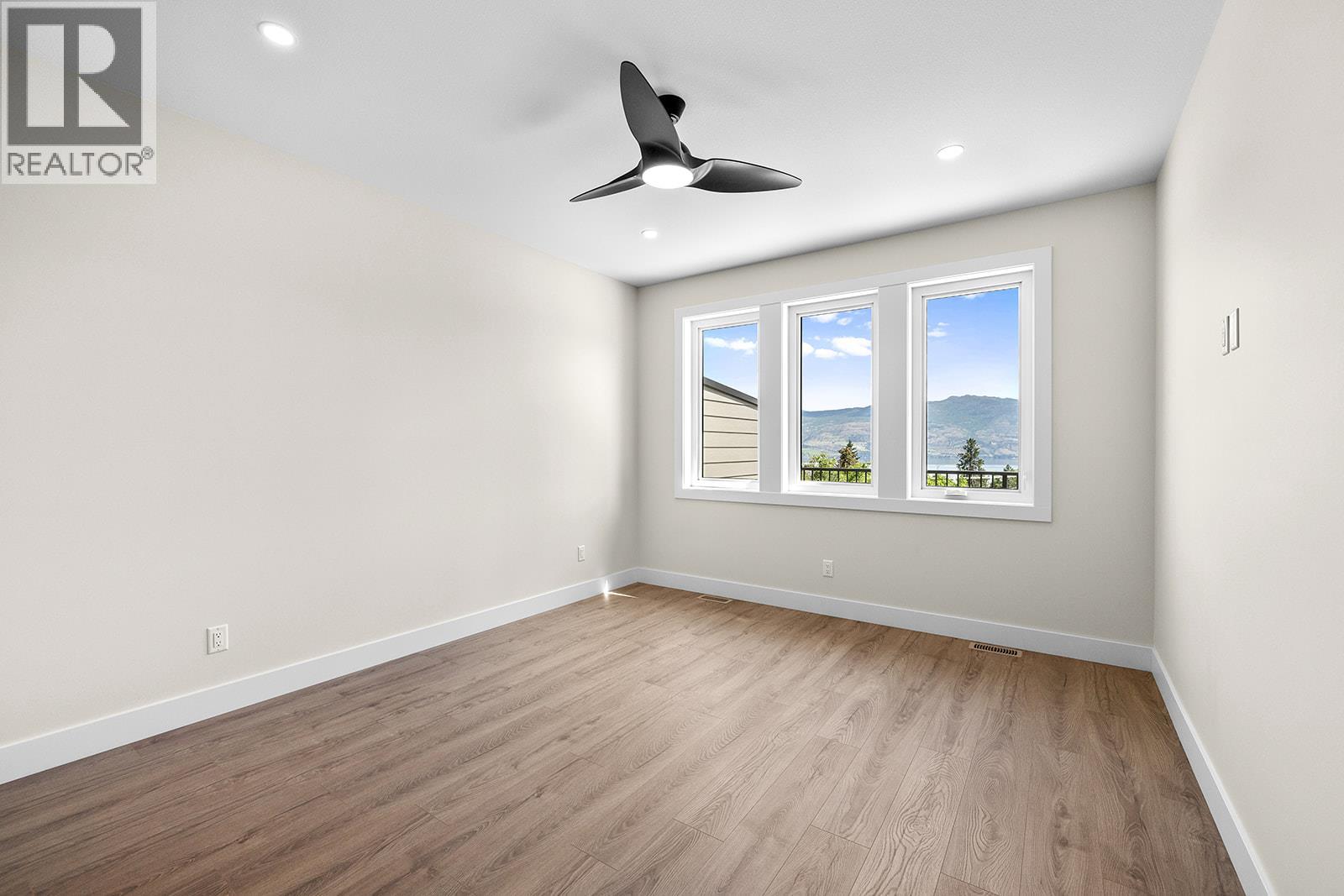 1025 Kitson Court - 31