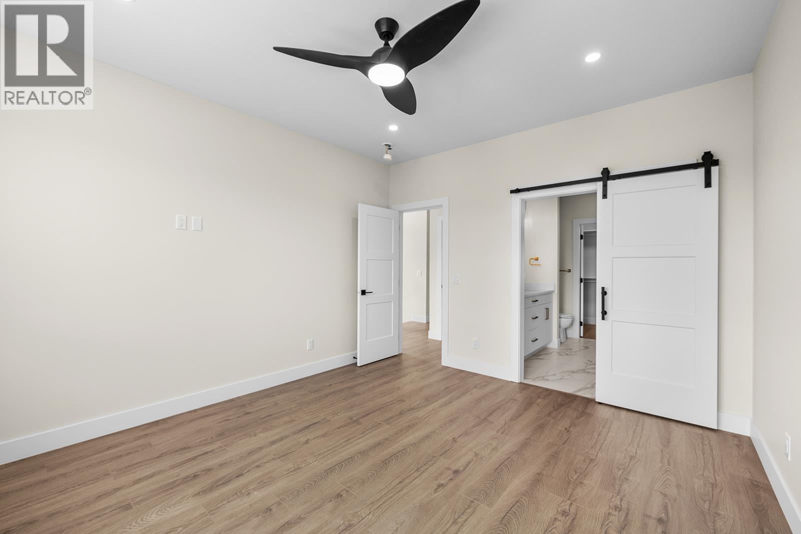 1025 Kitson Court - 32