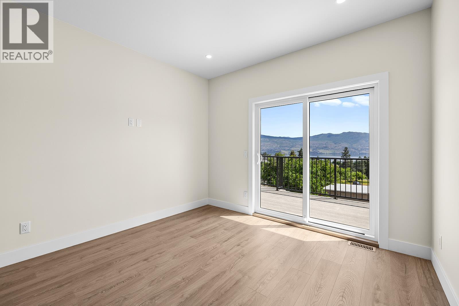 1025 Kitson Court - 26
