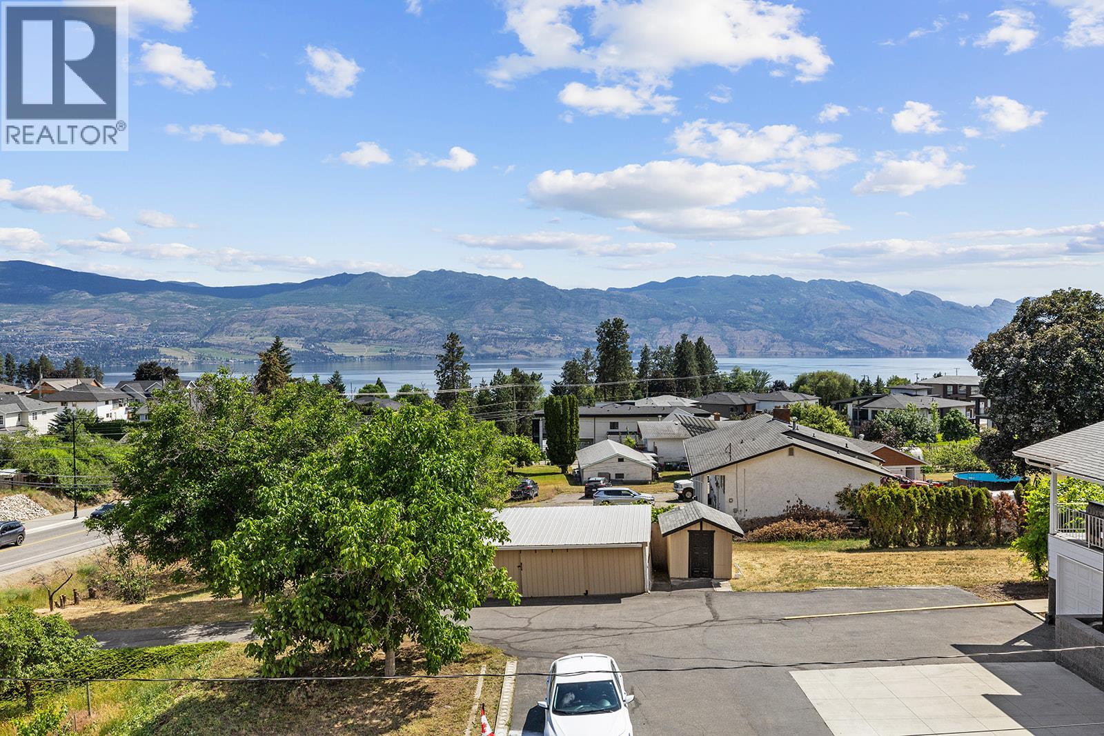 1025 Kitson Court - 30