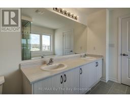 61 Rosanne Circle, Wasaga Beach, ON L9Z0M8 Photo 17