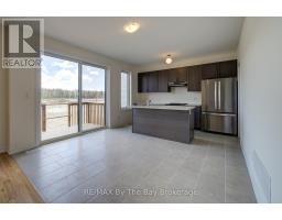 61 Rosanne Circle, Wasaga Beach, ON L9Z0M8 Photo 11