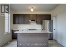 61 Rosanne Circle, Wasaga Beach, ON L9Z0M8 Photo 12