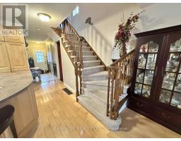 1104 Carding Mill Place, Mississauga, ON L5W1C4 Photo 13