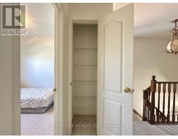 1104 Carding Mill Place, Mississauga, ON L5W1C4 Photo 18