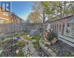 1104 Carding Mill Place, Mississauga, ON L5W1C4 Photo 44