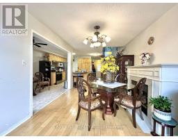 1104 Carding Mill Place, Mississauga, ON L5W1C4 Photo 9