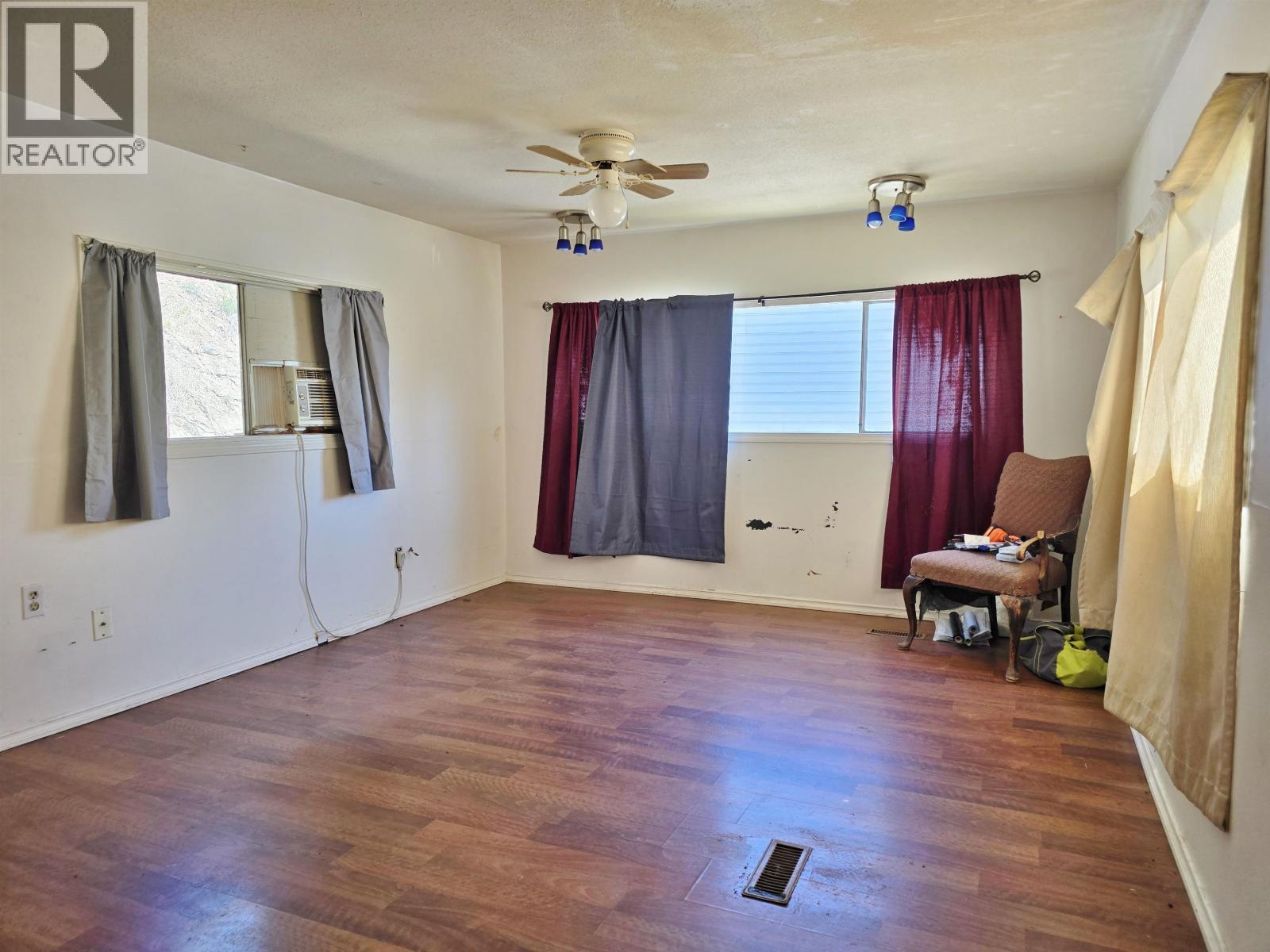 #17 560 SODA CREEK ROAD - 10