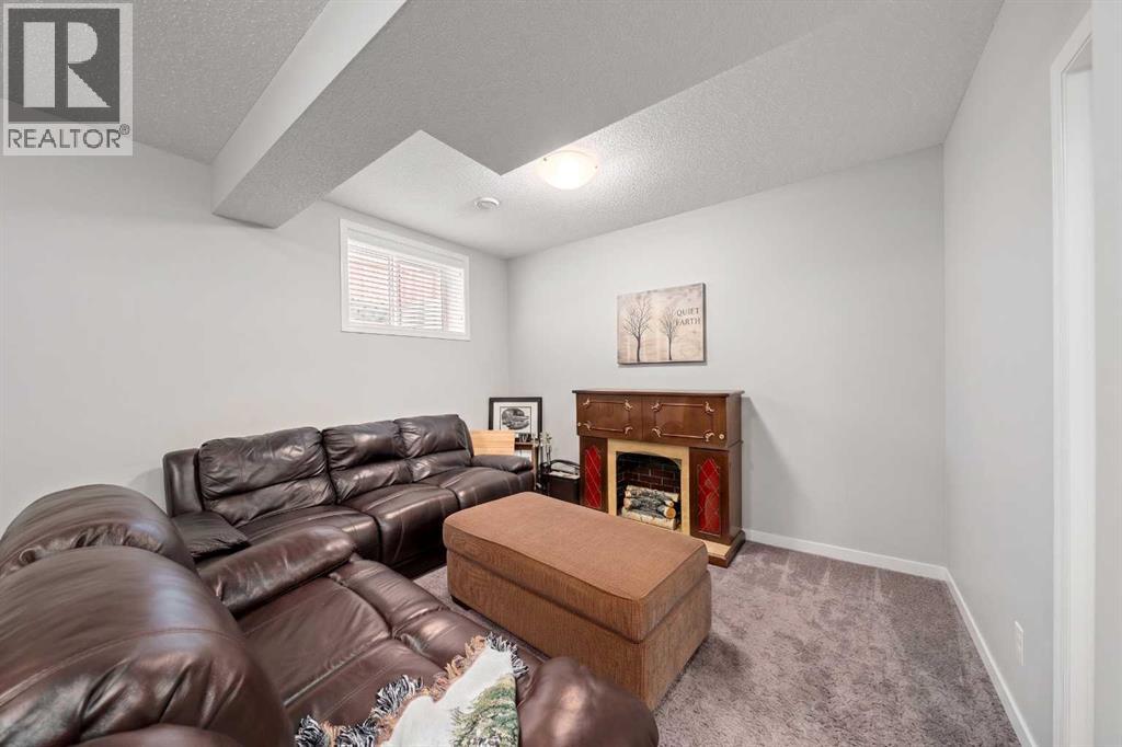 39 Heritage Boulevard, Cochrane