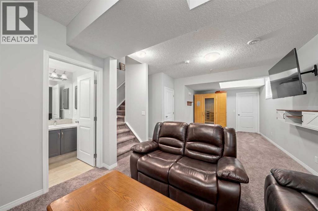 39 Heritage Boulevard, Cochrane
