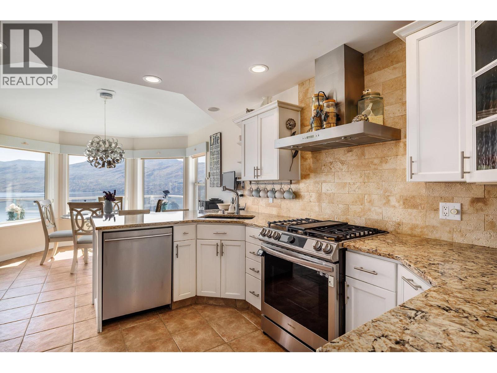 5273 Sutherland Road, Peachland