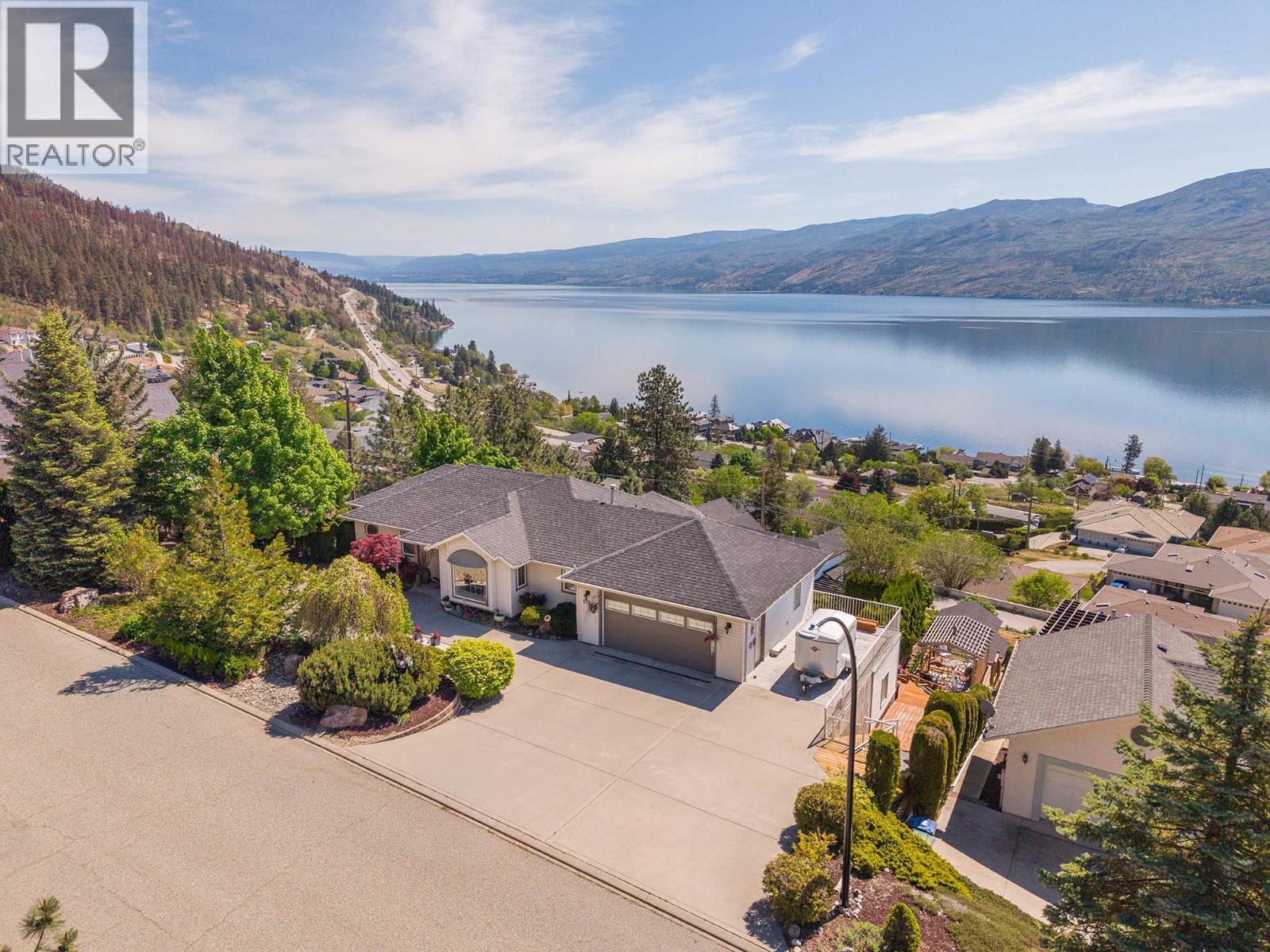 5273 Sutherland Road, Peachland