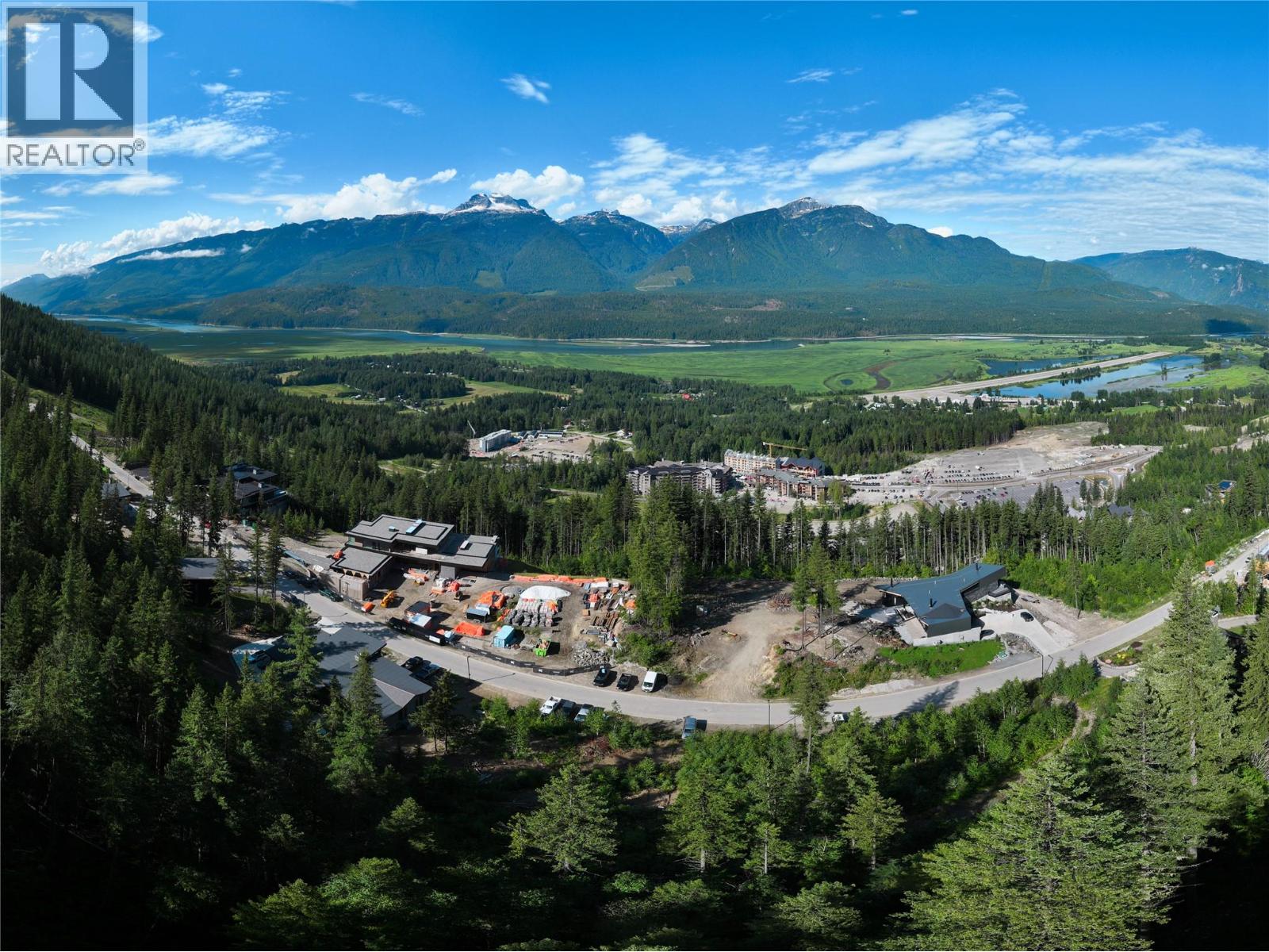2465 Monashee Court Unit# 14, Revelstoke