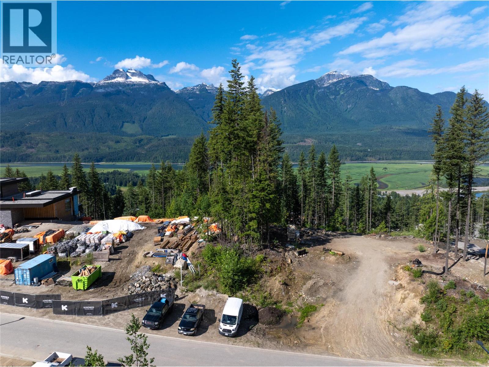2465 Monashee Court Unit# 14, Revelstoke