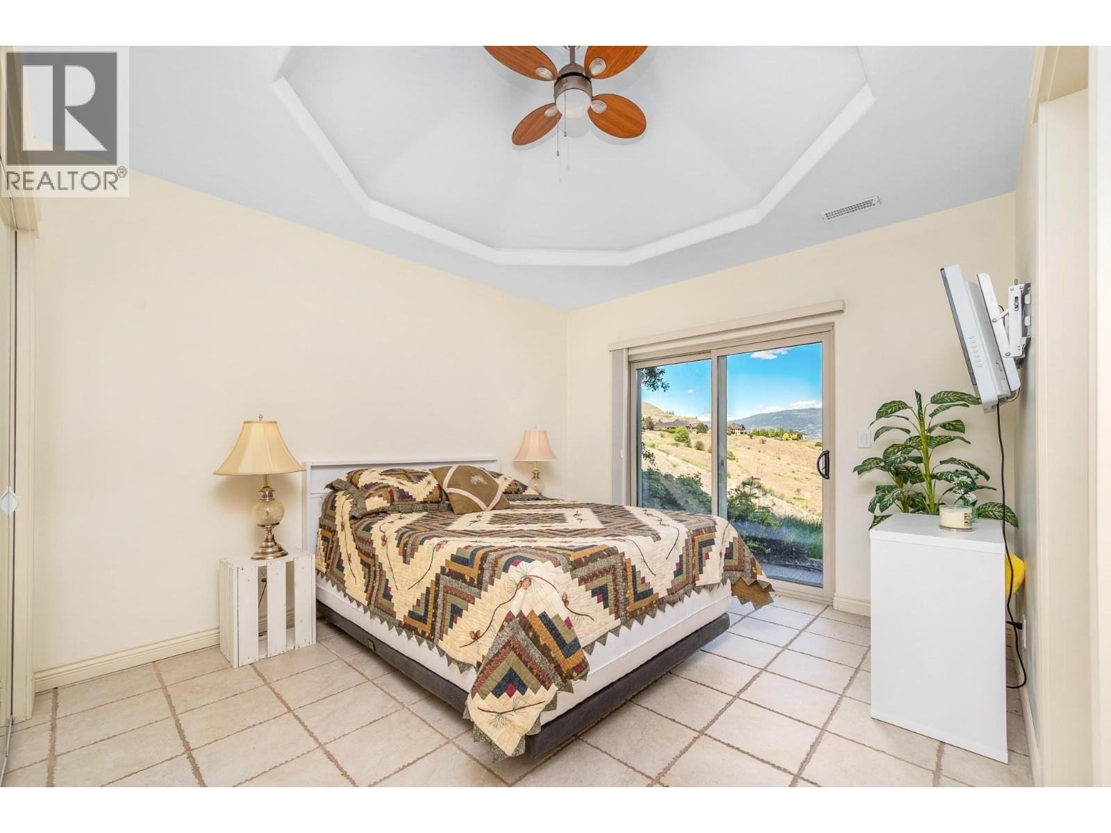 #6 315 Kalamalka Lakeview Drive - 43