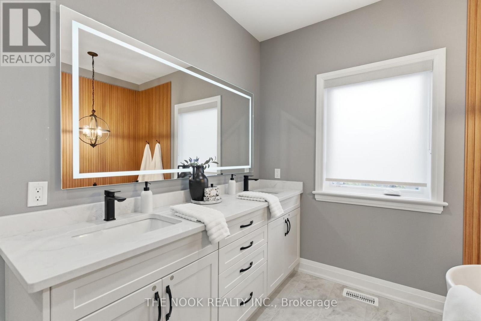 75B DUKE STREET - 27