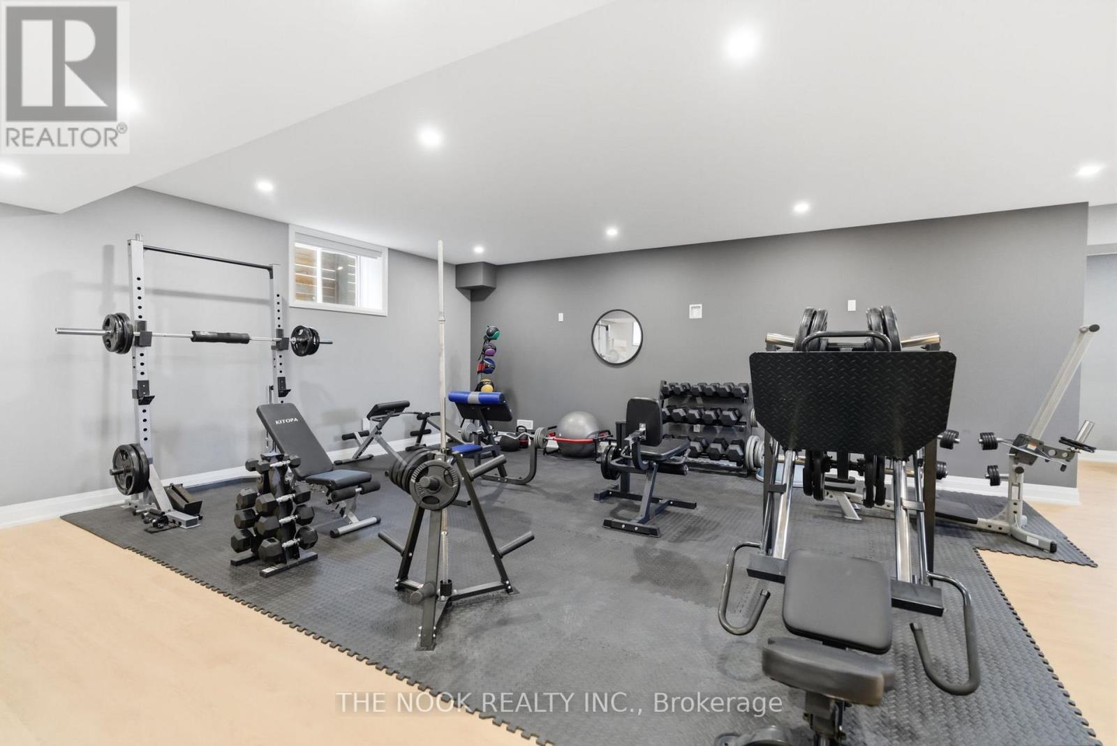 75B DUKE STREET - 40