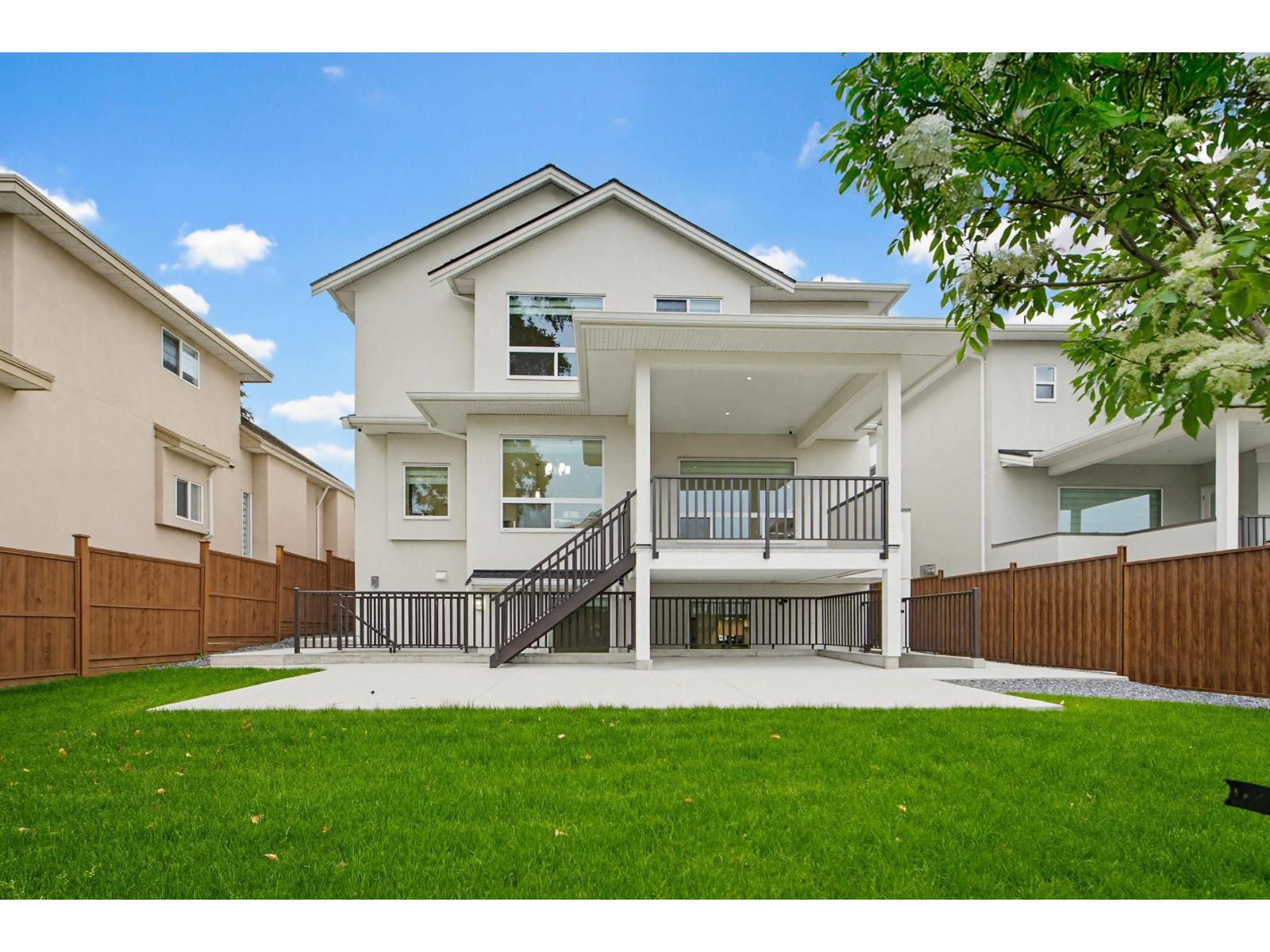 8 Bed, 8 Bath House for Sale in Surrey – 15658 82A AVENUE, Surrey - Image 27