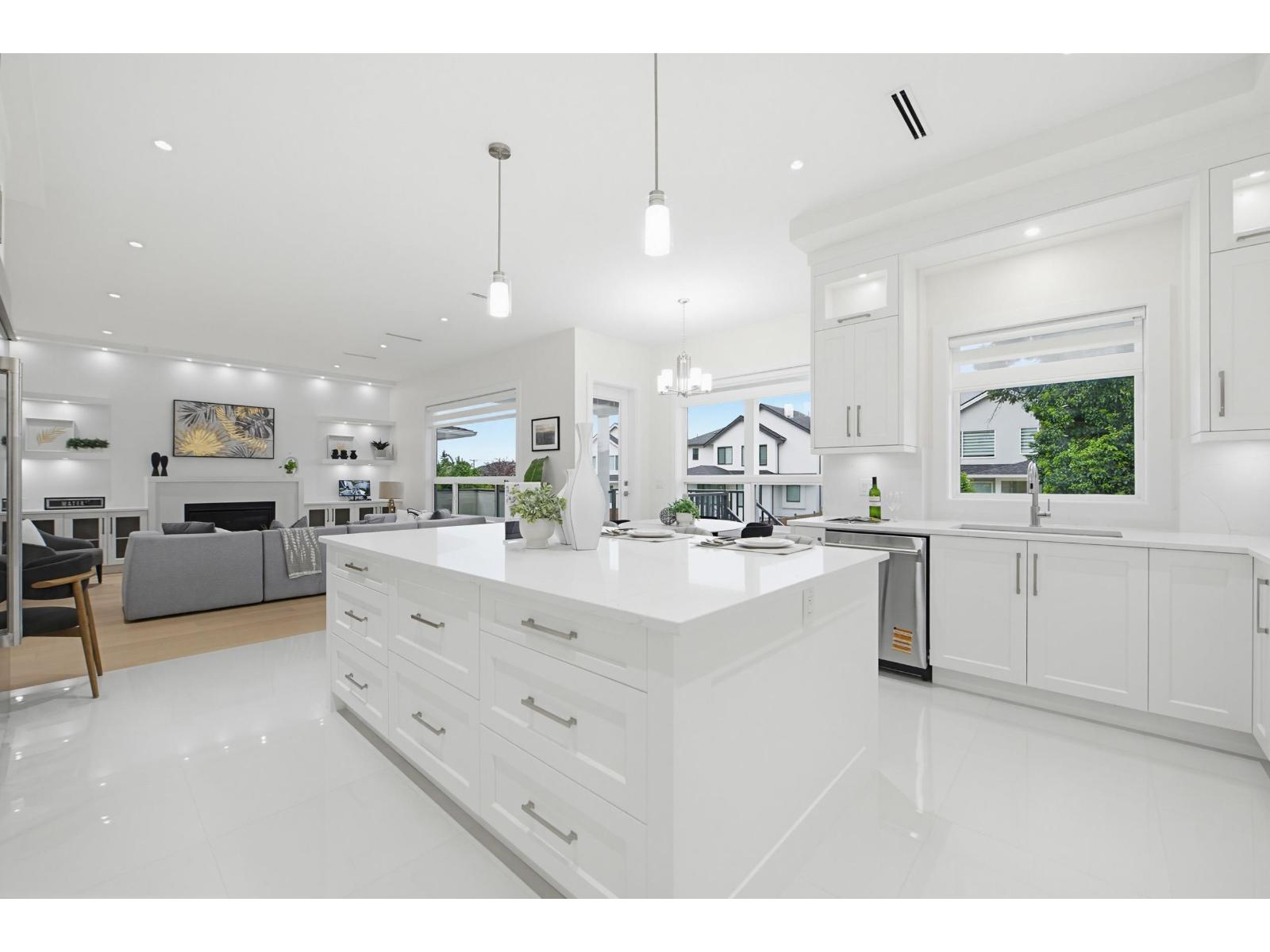 8 Bed, 8 Bath House for Sale in Surrey – 15658 82A AVENUE, Surrey - Image 3