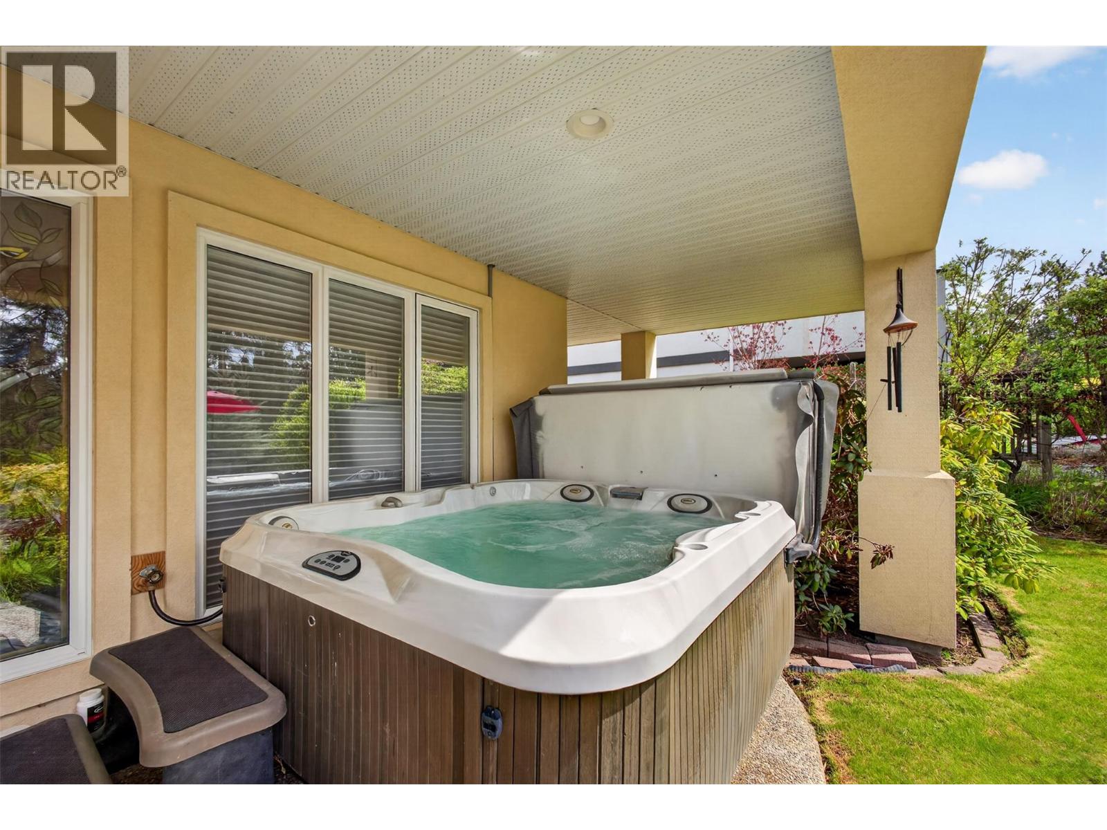  3973 Gallaghers Circle, Kelowna