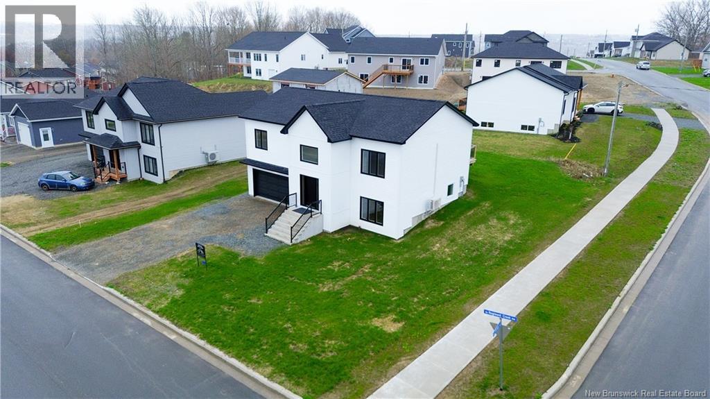 141 Regiment Creek Avenue, Fredericton — photo 3