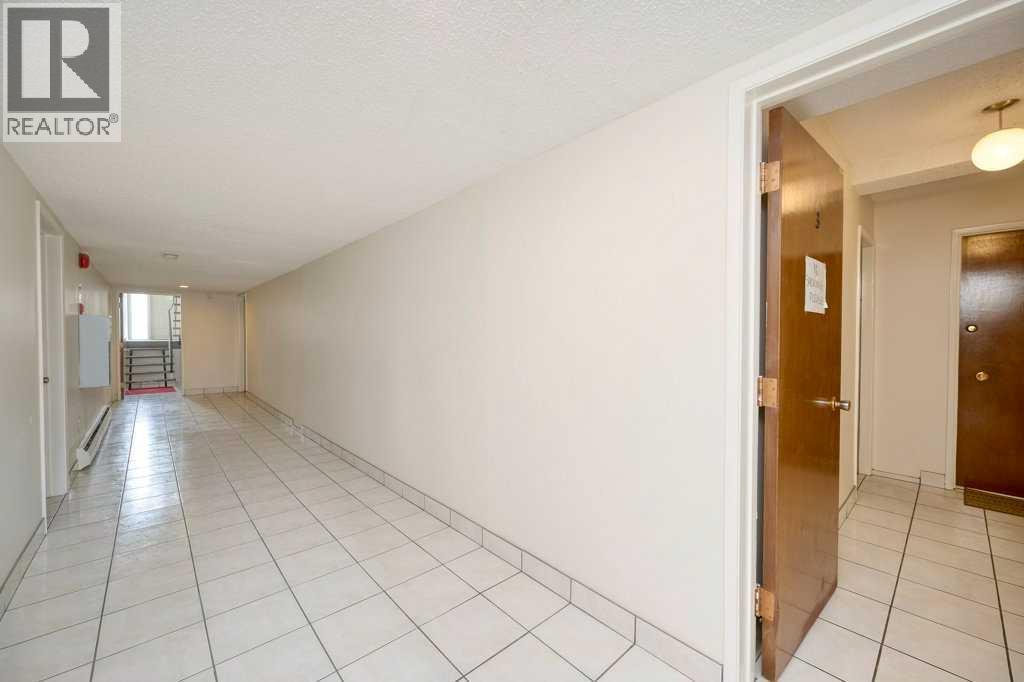 4323 75 Street NW - 5