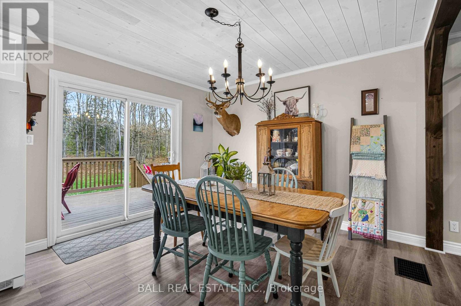 47 DENISON DRIVE - 15