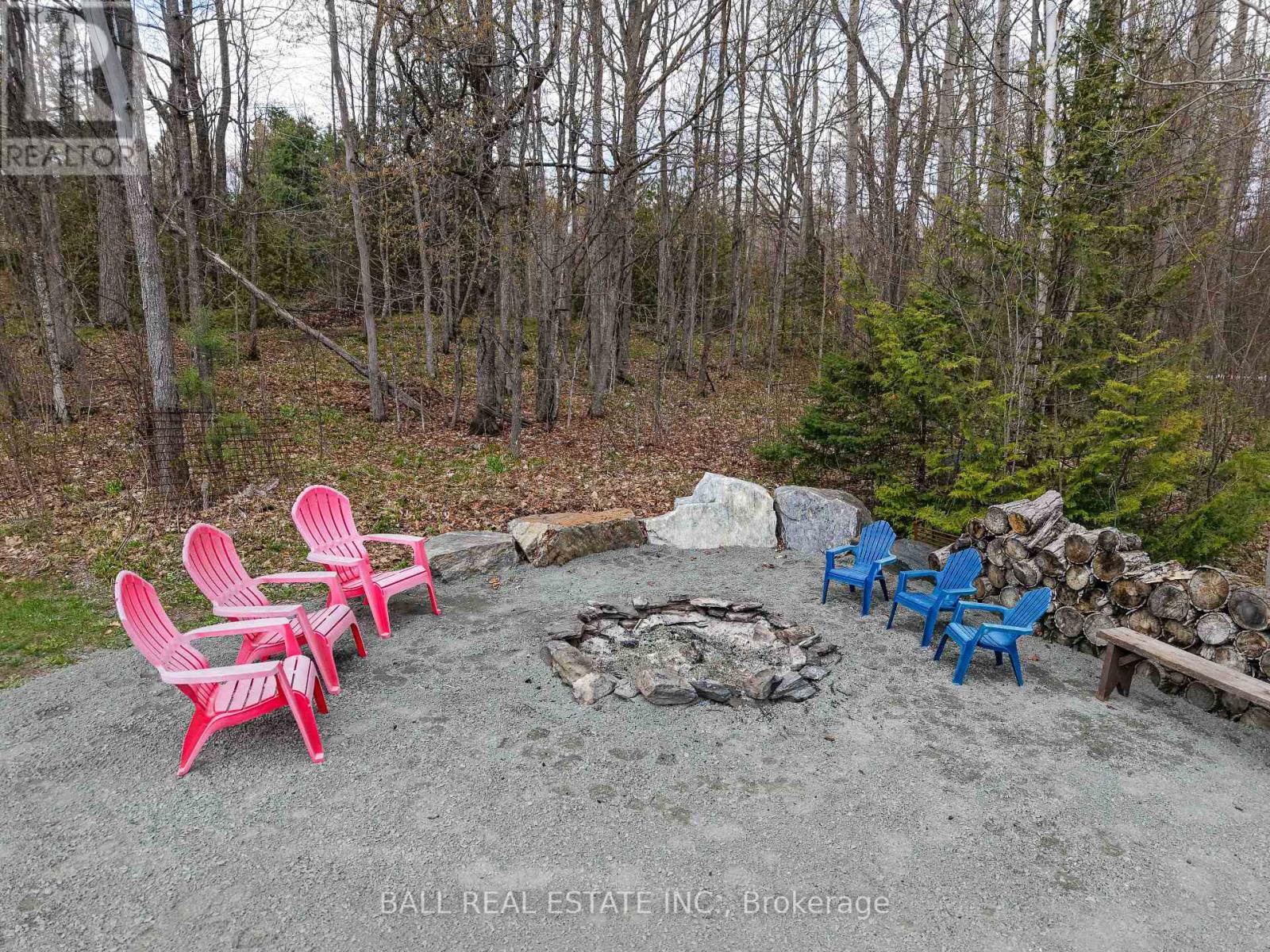47 DENISON DRIVE - 34