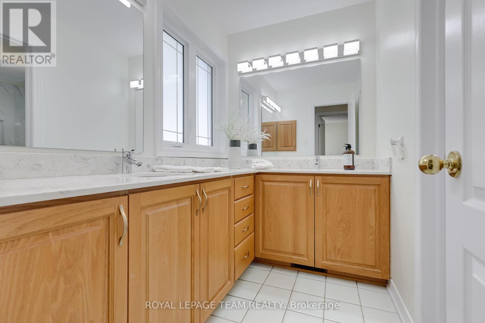 8 SADDLEBROOK STREET - 37