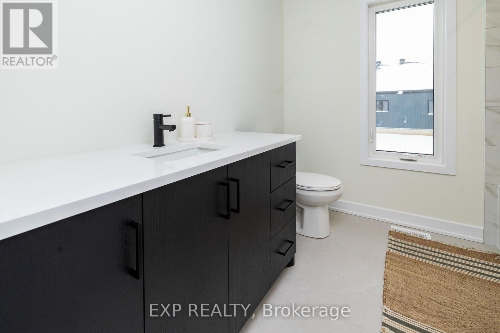 501 GUY WELSH DRIVE - 46