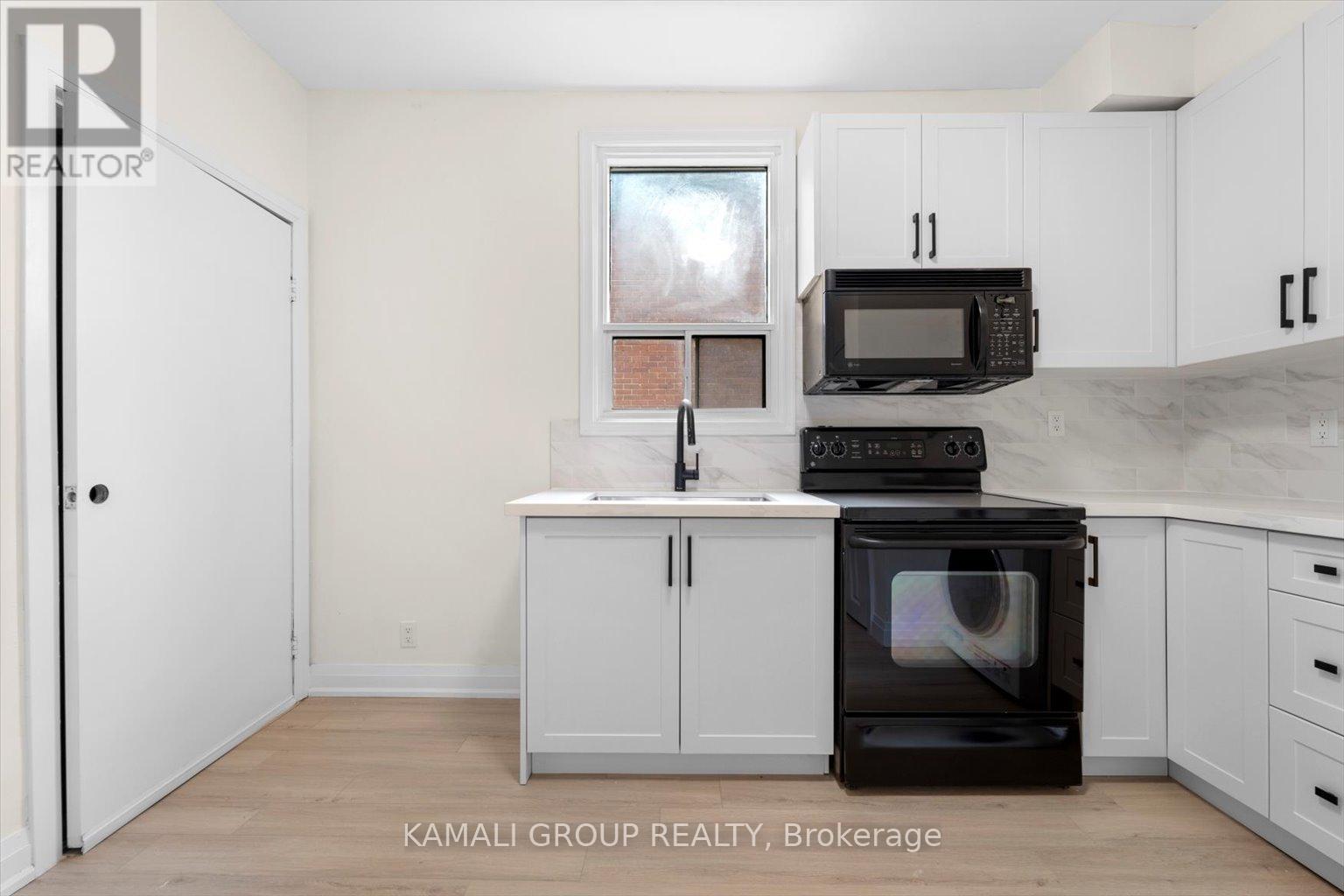254 BRUCE STREET - 9