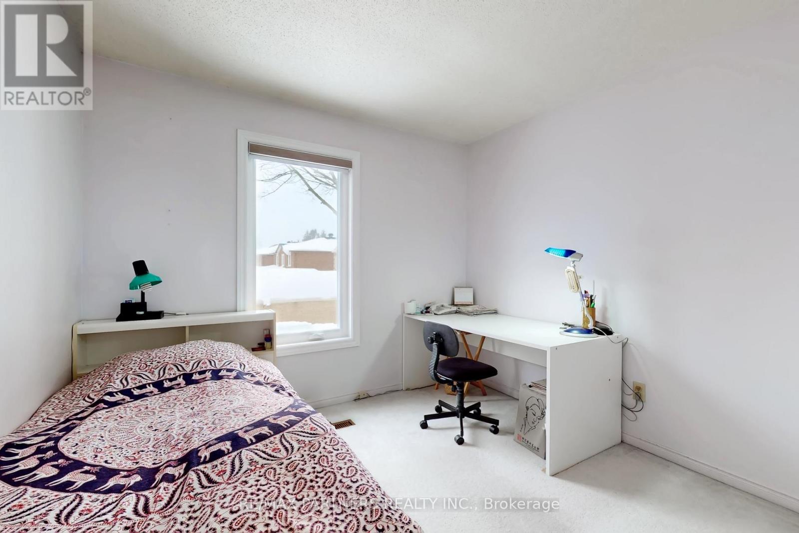 48 COVERDALE CRESCENT - 23