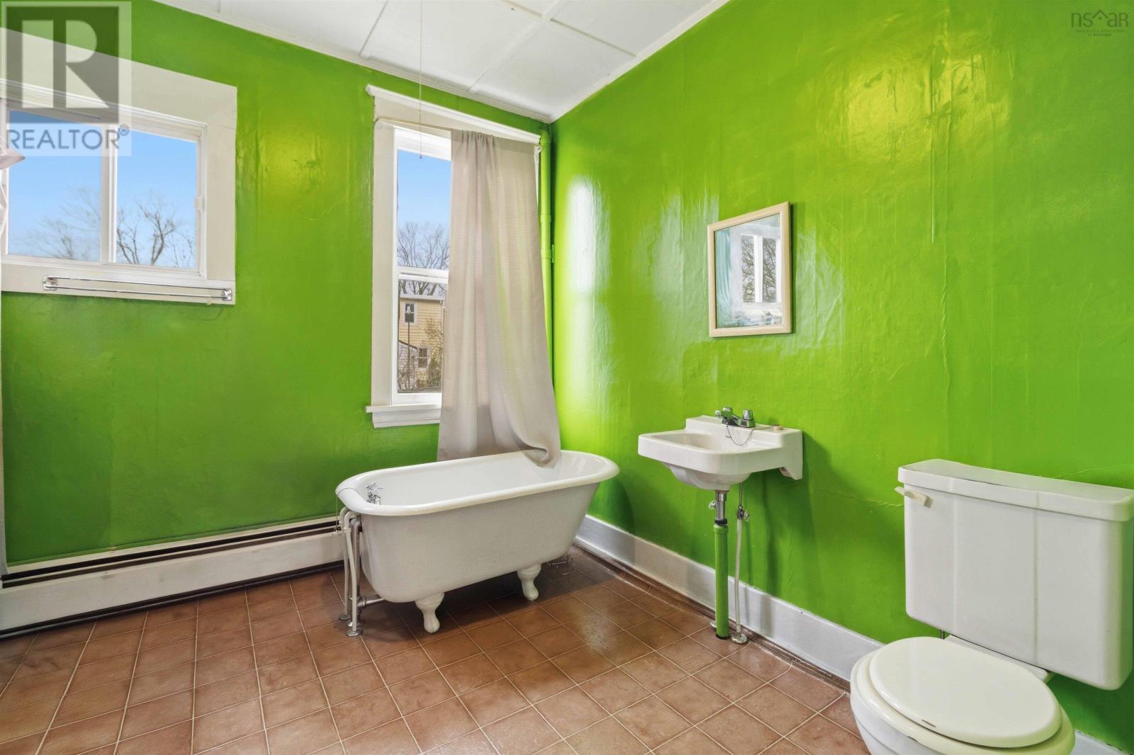 Property 26 of 49 of 2036 Kline Street
