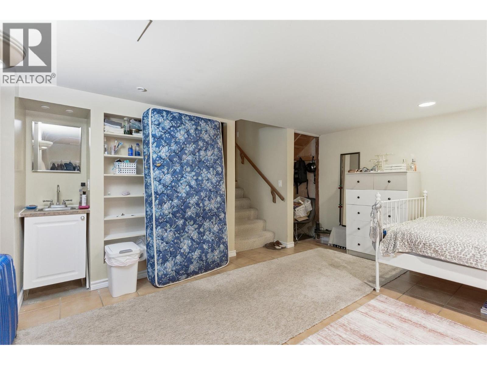 #28 460 DALGLEISH Drive - 18