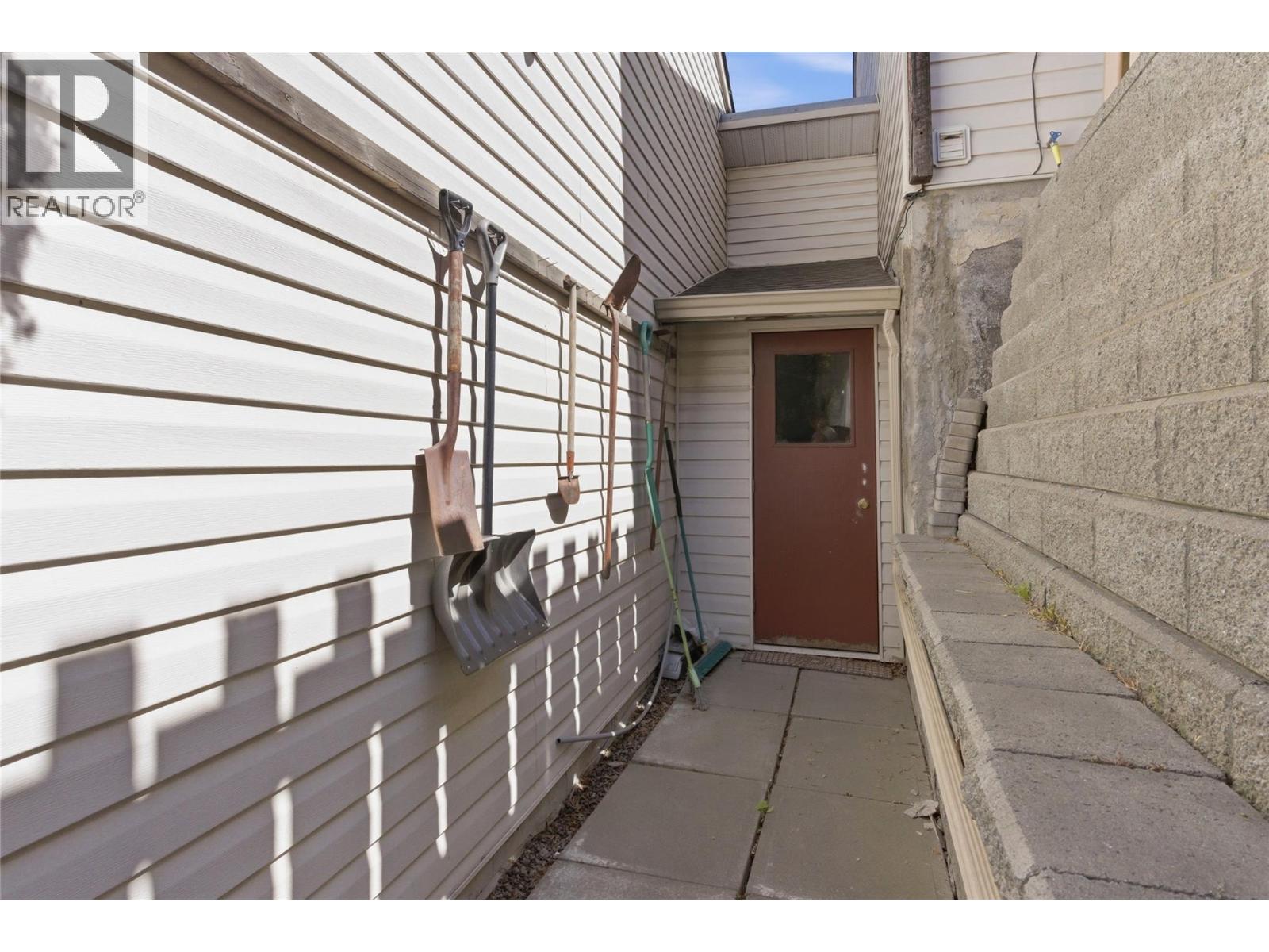 #28 460 DALGLEISH Drive - 31